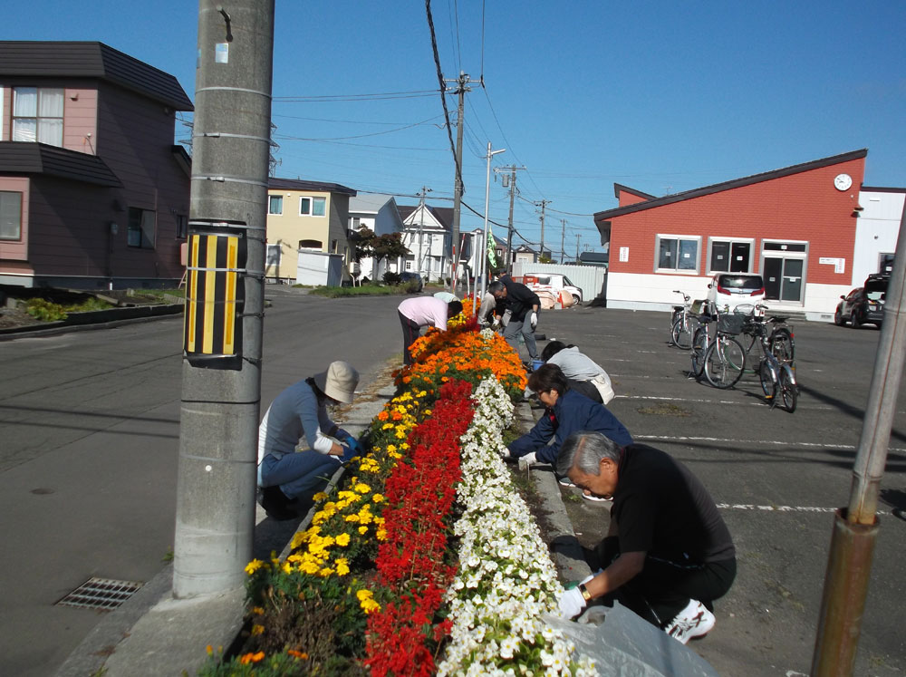 花壇整備お疲れさまでした (2024年9月28日)